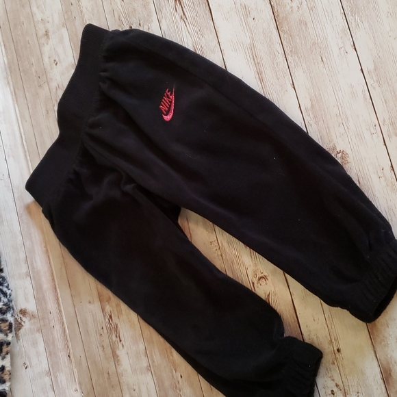 Gold and Black Bundle of 5 Girls 18 Months - Picture 8 of 9